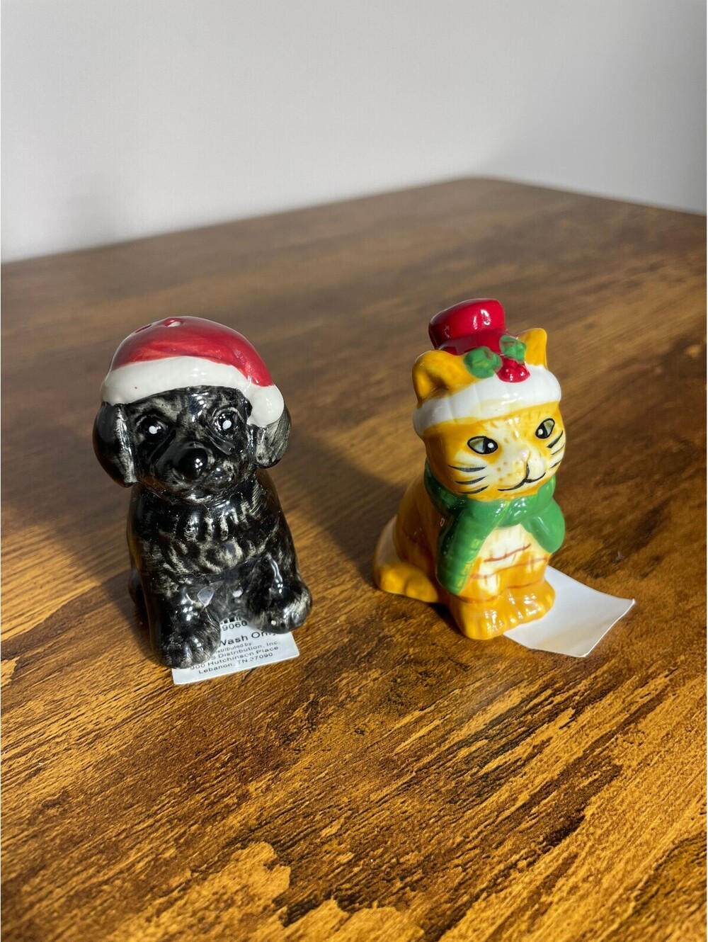 Cracker Barrel New Holiday Full of Mischief Dog & Cat Shakers Christmas Vignette